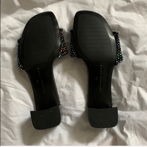 Black heeled sandal with colourful studs - Picture 3 of 3